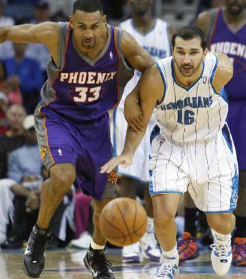 Σούπερ Πέτζα οδήγησε τους Σάνς στο 110-103 επί των Χόρνετς