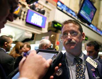 Πτώση στις αγορές της Ευρώπης και τη Γουόλ Στριτ την Παρασκευή