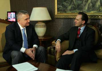 Η ευρωπαϊκή προοπτική της Αλβανίας στη συνάντηση του Ιλίρ Μέτα με τον Δ.Δρούτσα