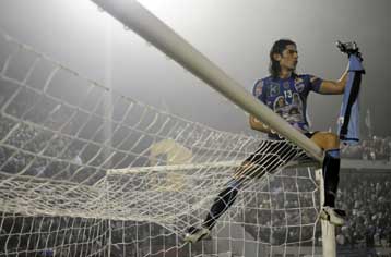 Χωρίς τον Αμπρέου ο Αρης στο ντέρμπι της Τούμπας