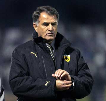 «Πιο δίκαιη η ισοπαλία» τόνισε ο Μπάγεβιτς μετά την ήττα της ΑΕΚ από την Καβάλα