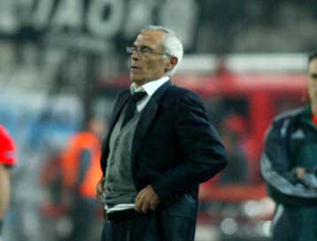 Ικανοποιημένος από την αντίδραση των παικτών του ο Κούπερ παρά την ήττα