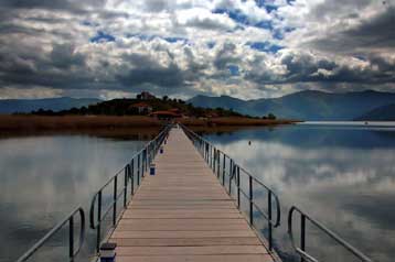 Συνάντηση Παπανδρέου, Μπερίσα, Γκρούεφσκι την Παρασκευή στις Πρέσπες