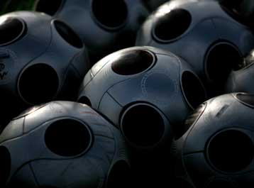 Εννέα συλλήψεις για «στημένα» στην Ιταλία, φοροδιαφυγή στην ομοσπονδία της Βοσνίας