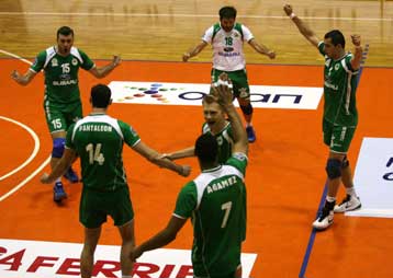 Ο ΠΑΟ είχε Σαμικά και έβαλε τέλος στο σερί του Ηρακλή με νίκη 3-0 στη Μίκρα