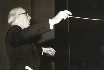 Eορταστικό γκαλά – αφιέρωμα στον Νίκο Αστρινίδη από την ΚΟΘ