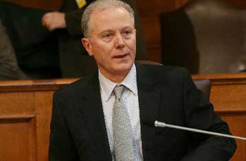 Συνεδρίαση της Επιτροπής Οικονομικών Υποθέσεων της Βουλής με τον διοικητή της ΤτΕ