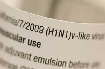 Στις κατά προτεραιότητα ομάδες εμβολιασμού και οι εκπαιδευτικοί