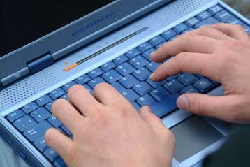 To θεμελιώδες δικαίωμα της πρόσβασης στο Διαδίκτυο αναγνωρίζει η ΕΕ