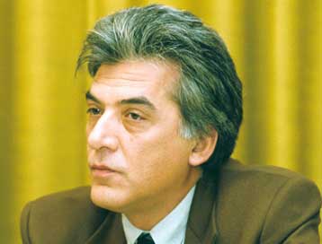 Τον καθηγητή Αρθούρο Ζερβό προτείνει το Δημόσιο για πρόεδρο της ΔΕΗ