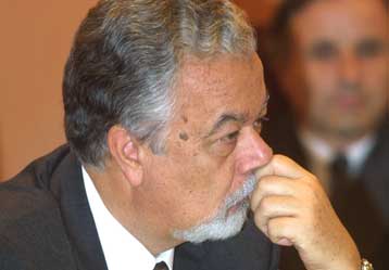 Κριτική για τις κάμερες δέχτηκε στη Βουλή ο επικεφαλής της Αρχής Δεδομένων