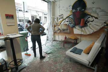 Προβληματισμός για την επίθεση σε στέκι αντιεξουσιαστών στη Θεσσαλονίκη