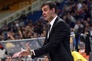 «Σε τέτοια ματς χτίζεις χαρακτήρα» είπε ο Μπαρτζώκας για το ματς με την Μακάμπι