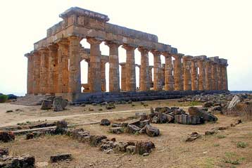 Στραμμένοι στην ανατολή ήταν οι αρχαιοελληνικοί ναοί στη Σικελία