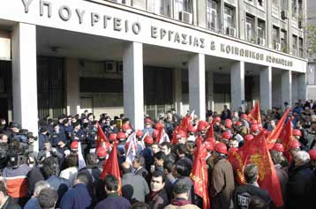 Πανελλαδική κινητοποίηση των οικοδόμων