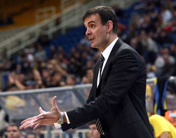 Καλή προσπάθεια σε μια σκληρή έδρα «διέκρινε» ο Μπαρτζώκας