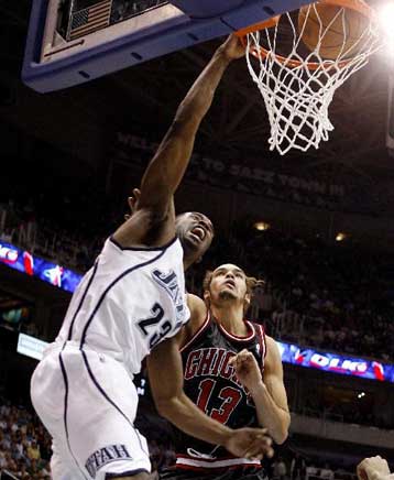 Μάτζικ και Τζαζ πήραν τις νίκες με Χάουαρντ και Μπούζερ σε κέφια