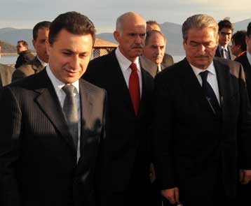 Ελλάδα, Αλβανία και ΠΓΔΜ υπογράφουν συμφωνία στις 2 Φεβρουαρίου για τις Πρέσπες