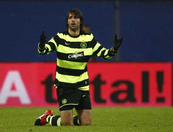 Γκολ ο Σαμαράς, παραμένει στην κορυφή η Σέλτικ