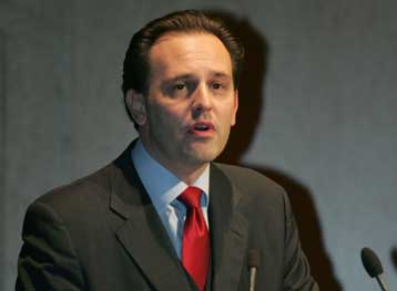 Στη Χάγη το θέμα της υφαλοκρηπίδας στο Αιγαίο επαναλαμβάνει ο Δ.Δρούτσας