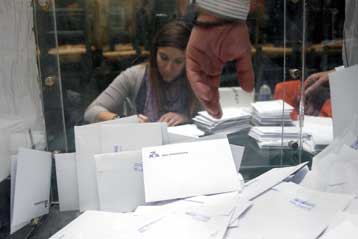 Σχεδόν οκτώ μονάδες το προβάδισμα Αντώνη Σαμαρά στο 44% των ψήφων