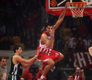 Ηρεμία και πάλι στο… στρατόπεδο Γιαννάκη