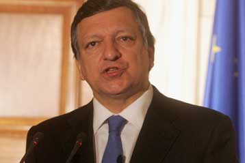 Τη βίζα για ΠΓΔΜ, Σερβία, Μαυροβούνιο καταργεί η ΕΕ