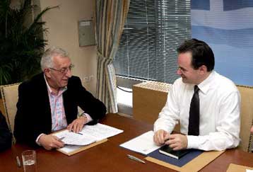 Η ΚΕΚΔΕ δεν διαπραγματεύεται θεσμοθετημένους πόρους, τόνισε ο Νικήτας Κακλαμάνης