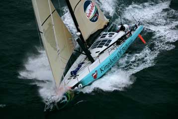 Πέντε μέλη πληρώματος βρετανικού σκάφους συνελήφθησαν από τις ιρανικές Αρχές