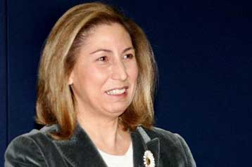 Νέο θεσμικό πλαίσιο για απαγόρευση του καπνίσματος προανήγγειλε το υπουργείο Υγείας