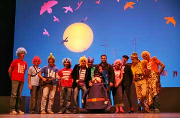 Ο «Γαργαληστής» στη στέγη του Μεγάρου Μουσικής Αθηνών