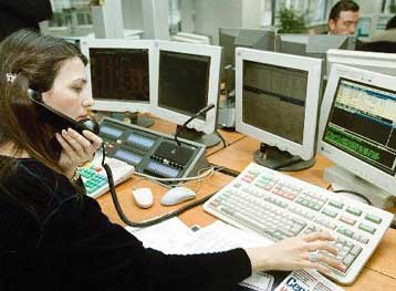 Περαιτέρω συρρίκνωση για το spread στα ομόλογα κάτω από το 1,70%