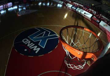 Ο Ολυμπιακός το «γύρισε» στη Γαλλία, ήττα για το Μαρούσι