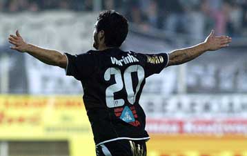 «Υπάρχει προφορική συμφωνία με τον Βιεϊρίνια ως το 2013» τόνισε ο Βρύζας