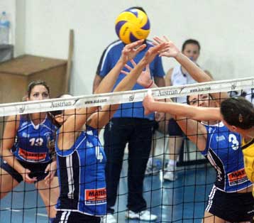 Νικηφόρο ξεκίνημα για τη γυναικεία ομάδα του Ηρακλή, 3-1 σετ την Κάμνικ