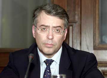 Οι Απ.Ταμβακάκης και Β.Ράπανος αναλαμβάνουν τα ηνία της Εθνικής Τράπεζας