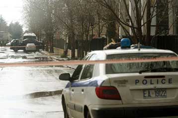 Ένοπλος άνδρας εισέβαλε στη Γερμανική Σχολή στη Θεσσαλονίκη