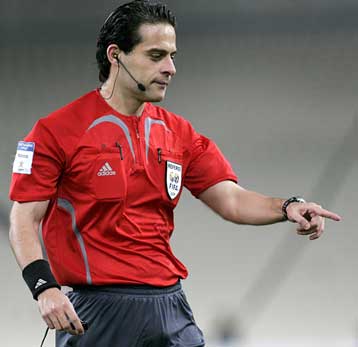 Ο Κουκουλάκης στα Πηγάδια, ο Κύρκος στο ΟΑΚΑ