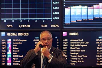 Κέρδη στις ευρωπαϊκές αγορές την Τετάρτη, με απώλειες έκλεισε η Γουόλ Στριτ