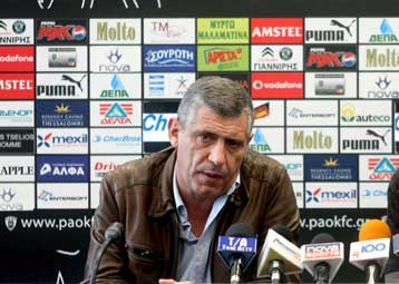 Ο Σάντος θέλει να μειώσει το ρόστερ και δύο μεταγραφές