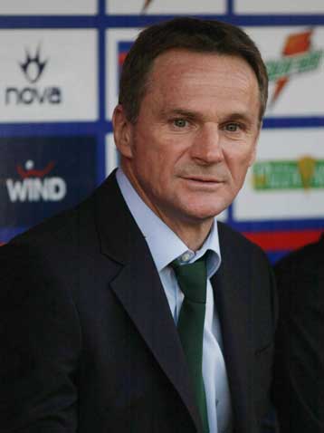 Ο Καρτιέ θέλει να βάλει «φρένο» στην κατρακύλα του Πανθρακικού