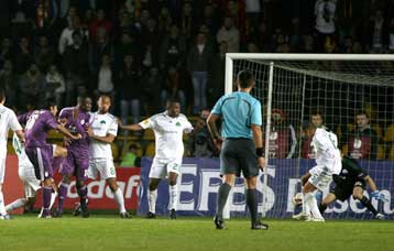 Η ήττα στην Κωνσταντινούπολη, αναβάλλει για το… ΟΑΚΑ την «πράσινη» πρόκριση