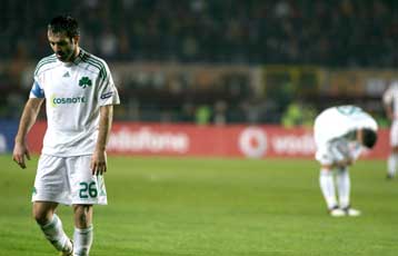 Ευχαριστημένος από την προσπάθεια ο Τεν Κάτε, θέλει νίκη επί της Ντιναμό