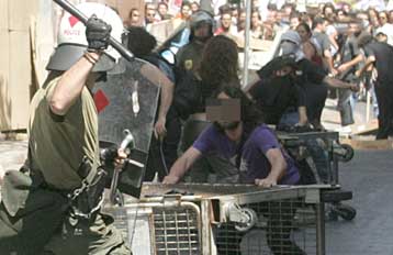 Μικρής έκτασης επεισόδια στην Κόρινθο σε πορεία στη μνήμη του Αλ.Γρηγορόπουλου