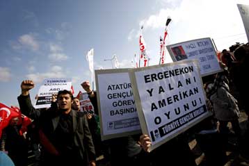 Τρεις πρώην αρχηγοί των τουρκικών ενόπλων δυνάμεων κατέθεσαν για το Εργκένεκον