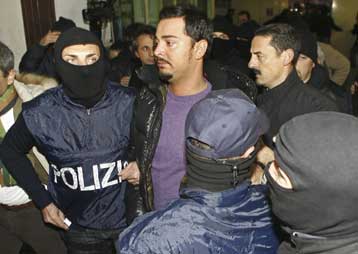 Δύο ηγετικά στελέχη της Κόζα Νόστρα συνελήφθησαν σε Παλέρμο και Μιλάνο