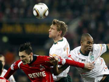 Η Βέρντερ έ«Χ»ασε την ευκαιρία να πλησιάσει τη Λεβερκούζεν