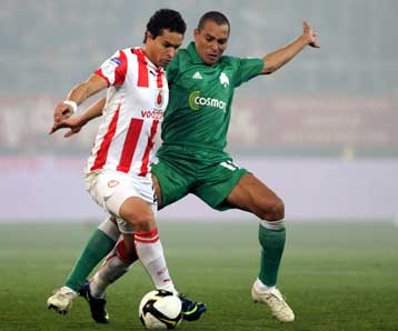 Τον Ζιλμπέρτο Σίλβα στον Ολυμπιακό ζητεί από τον Αγιο Βασίλη ο Ντουντού