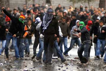 Διαδηλώσεις Κούρδων για τον Οτζαλάν με έναν νεκρό στη νοτιοανατολική Τουρκία