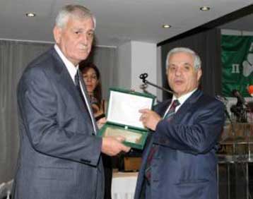 Ο Ερασιτέχνης Παναθηναϊκός βράβευσε τους Π. και Θ.Γιαννακόπουλο, Γ.Βαρδινογιάννη